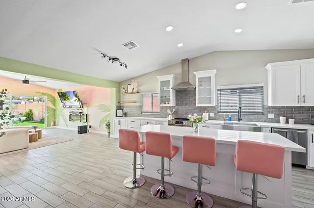 4665 W KINGS Avenue W, Glendale, AZ 85306