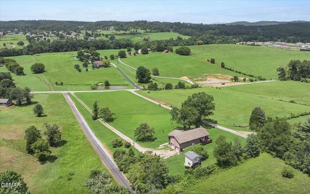 6332 Nails Creek Road, Seymour, TN 37865