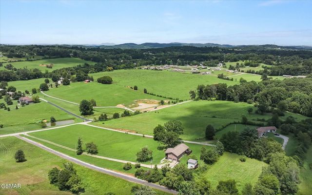 6332 Nails Creek Road, Seymour, TN 37865