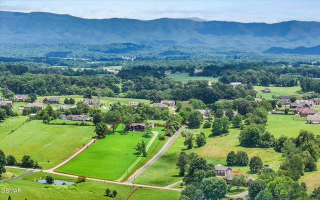 6332 Nails Creek Road, Seymour, TN 37865
