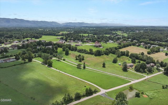 6332 Nails Creek Road, Seymour, TN 37865