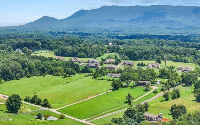 6332 Nails Creek Road, Seymour, TN 37865