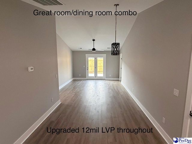 1714 Tuxedo Junction, Effingham, SC 29541