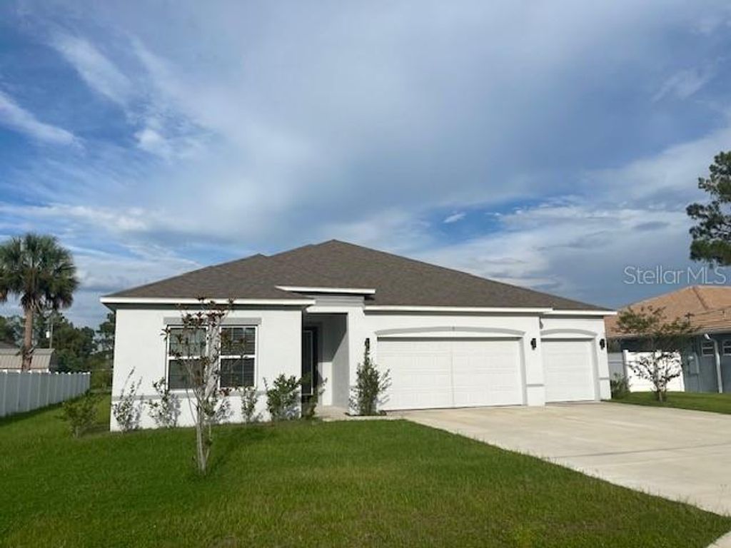 9 PRINCESS LUISE LANE, Palm Coast, FL 32164
