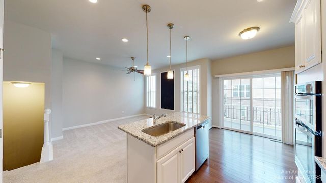 2794 Ashcombe Drive, Ann Arbor, MI 48105