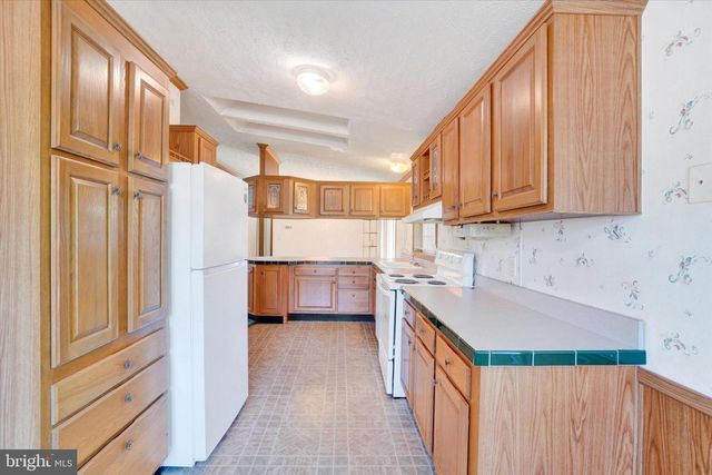 800 YORK RD #253, Dover, PA 17315