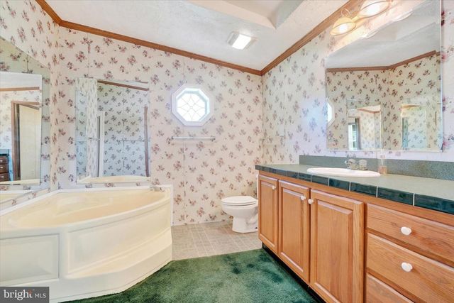 800 YORK RD #253, Dover, PA 17315