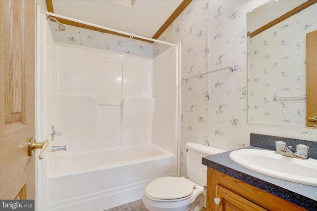 800 YORK RD #253, Dover, PA 17315