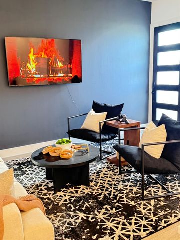 5527 Denmark Street B, Houston, TX 77028