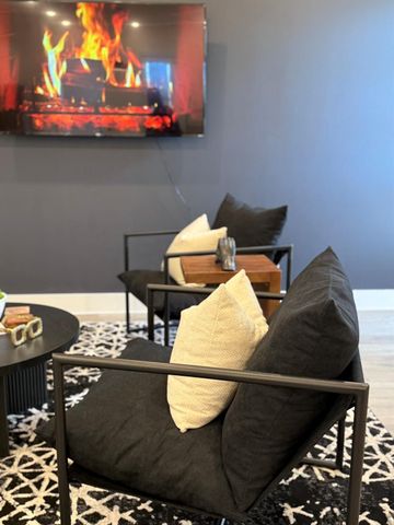 5527 Denmark Street B, Houston, TX 77028