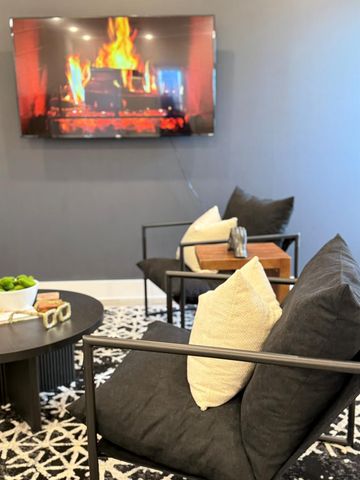 5527 Denmark Street B, Houston, TX 77028