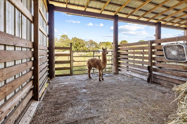 23801 SW Martin Highway, Okeechobee, FL 34974