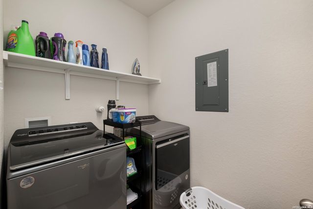 6815 Whisper Grove, San Antonio, TX 78252