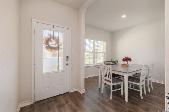 6815 Whisper Grove, San Antonio, TX 78252