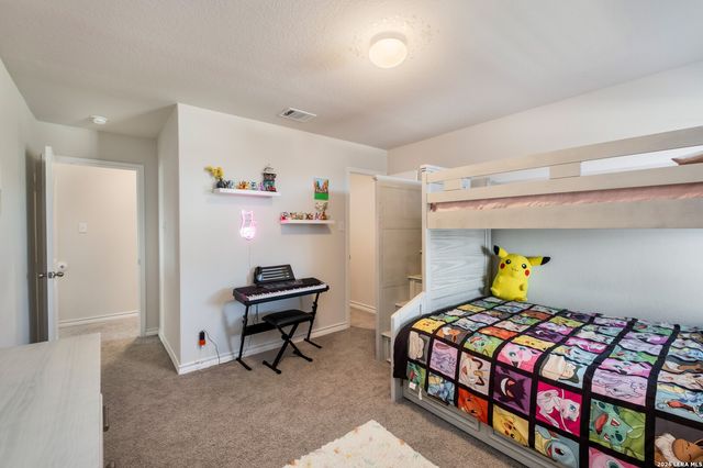 6815 Whisper Grove, San Antonio, TX 78252