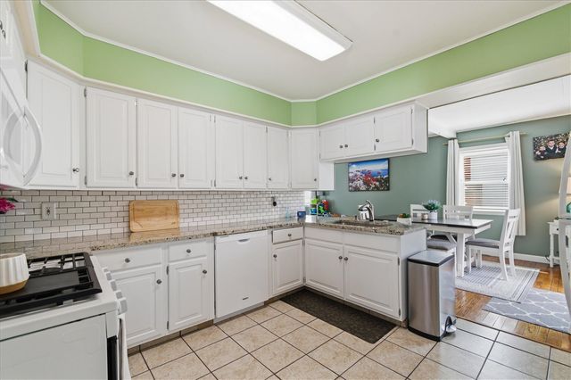 758 Parkway The Street, Jackson, MI 49203