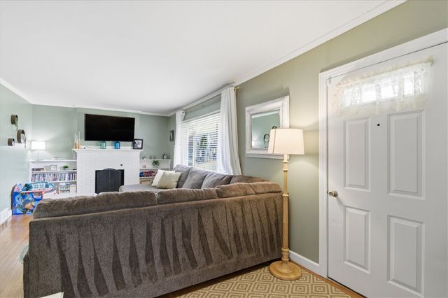 758 Parkway The Street, Jackson, MI 49203