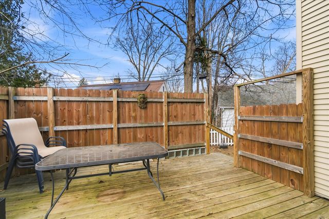 758 Parkway The Street, Jackson, MI 49203