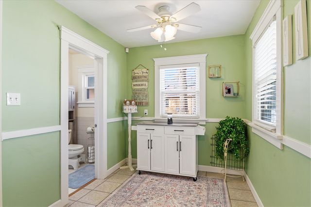 758 Parkway The Street, Jackson, MI 49203