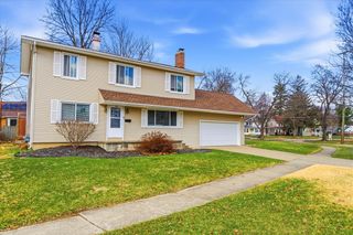 758 Parkway The Street, Jackson, MI 49203