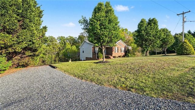 209 Crutchfield Road, Reidsville, NC 27320