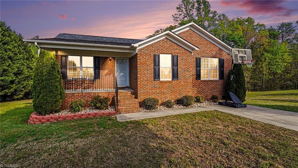 209 Crutchfield Road, Reidsville, NC 27320