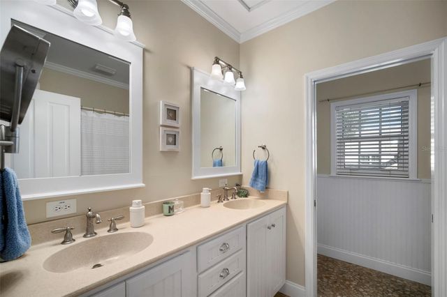 2531 W WATROUS AVENUE, Tampa, FL 33629