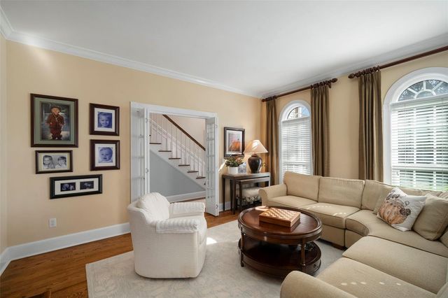 2531 W WATROUS AVENUE, Tampa, FL 33629