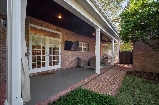 2531 W WATROUS AVENUE, Tampa, FL 33629