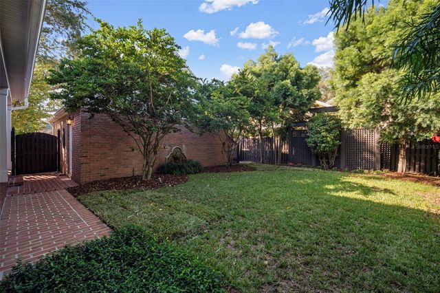 2531 W WATROUS AVENUE, Tampa, FL 33629