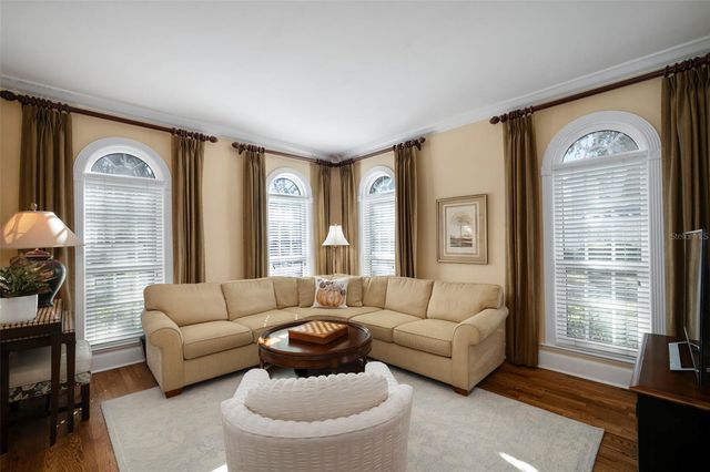 2531 W WATROUS AVENUE, Tampa, FL 33629