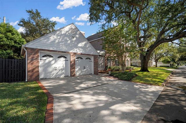 2531 W WATROUS AVENUE, Tampa, FL 33629