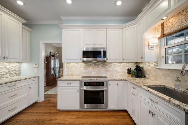 2531 W WATROUS AVENUE, Tampa, FL 33629