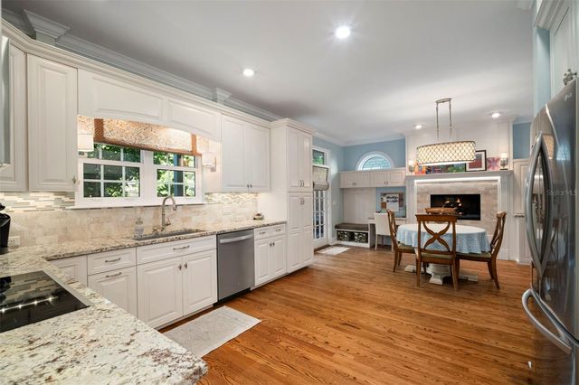 2531 W WATROUS AVENUE, Tampa, FL 33629