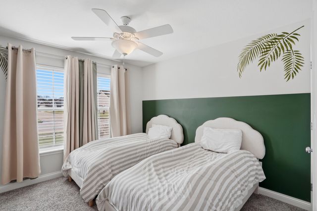 7490 S LAVENDER DR, Columbia, MO 65203