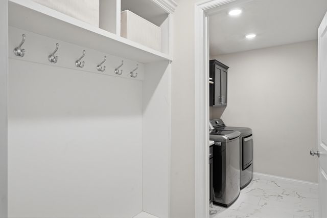 7490 S LAVENDER DR, Columbia, MO 65203