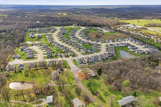 7490 S LAVENDER DR, Columbia, MO 65203