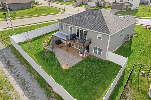 7490 S LAVENDER DR, Columbia, MO 65203