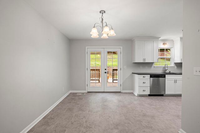 995 Ross Hollow Road, Ringgold, GA 30736