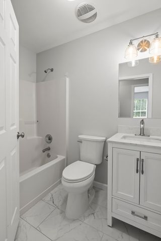 995 Ross Hollow Road, Ringgold, GA 30736