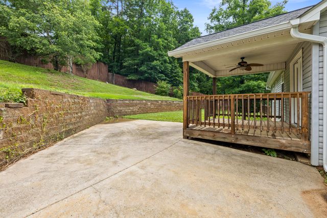 995 Ross Hollow Road, Ringgold, GA 30736