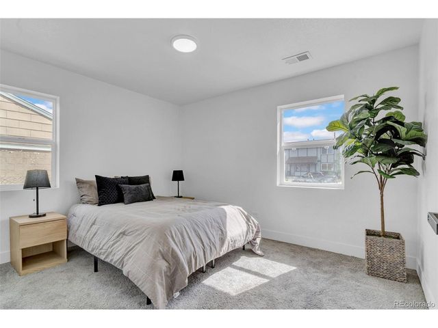 3715 N Jackson St, Denver, CO 80205