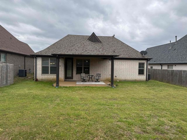 65 HIDDEN MEADOWS LN, Oakland, TN 38060