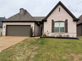 65 HIDDEN MEADOWS LN, Oakland, TN 38060