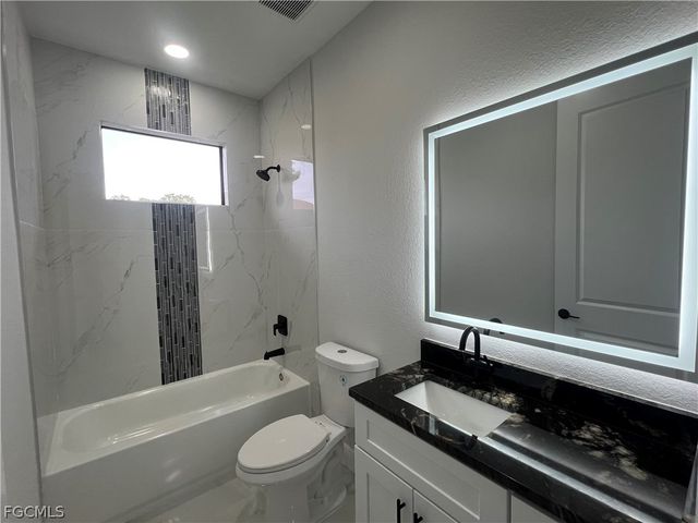 5331 Butte ST, Lehigh Acres, FL 33971