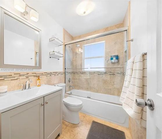 1617 NE 3rd Ct, Fort Lauderdale, FL 33301