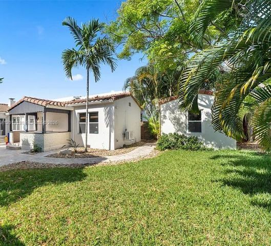 1617 NE 3rd Ct, Fort Lauderdale, FL 33301
