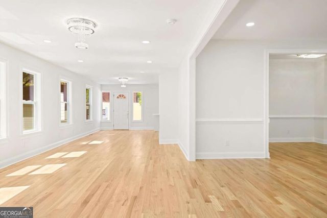 762 Bedford Oaks Drive, Marietta, GA 30068