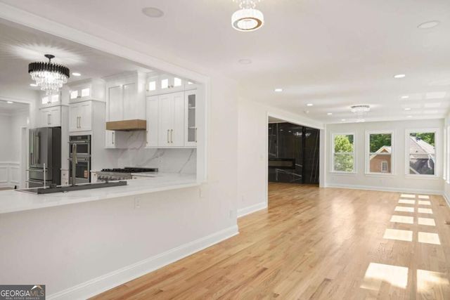 762 Bedford Oaks Drive, Marietta, GA 30068