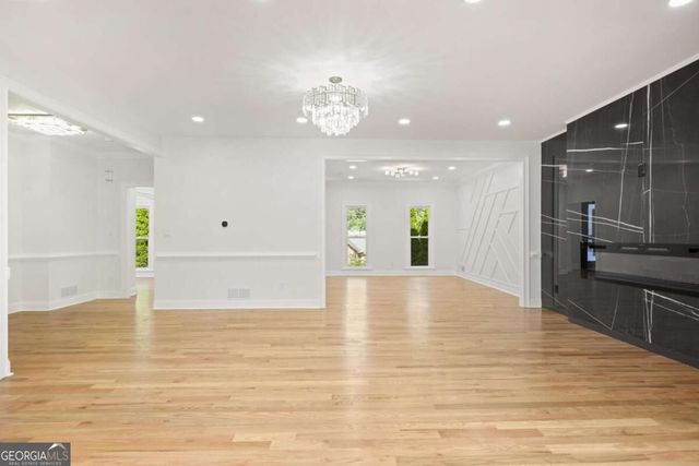 762 Bedford Oaks Drive, Marietta, GA 30068